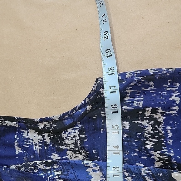 BCBGMaxAzria Size XS Orient Blue "Edythe" Blouse, Gently Used Condition - Picture 8 of 15